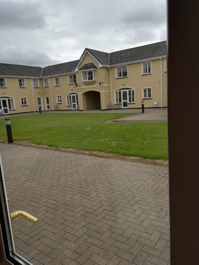No 14 Killarney Holiday VillageCloghereen エクステリア 写真